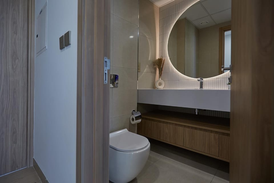 Toilet, Bathroom