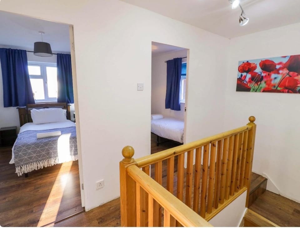 Leamington Spa House with 4 Bedrooms House in Royal Leamington Spa