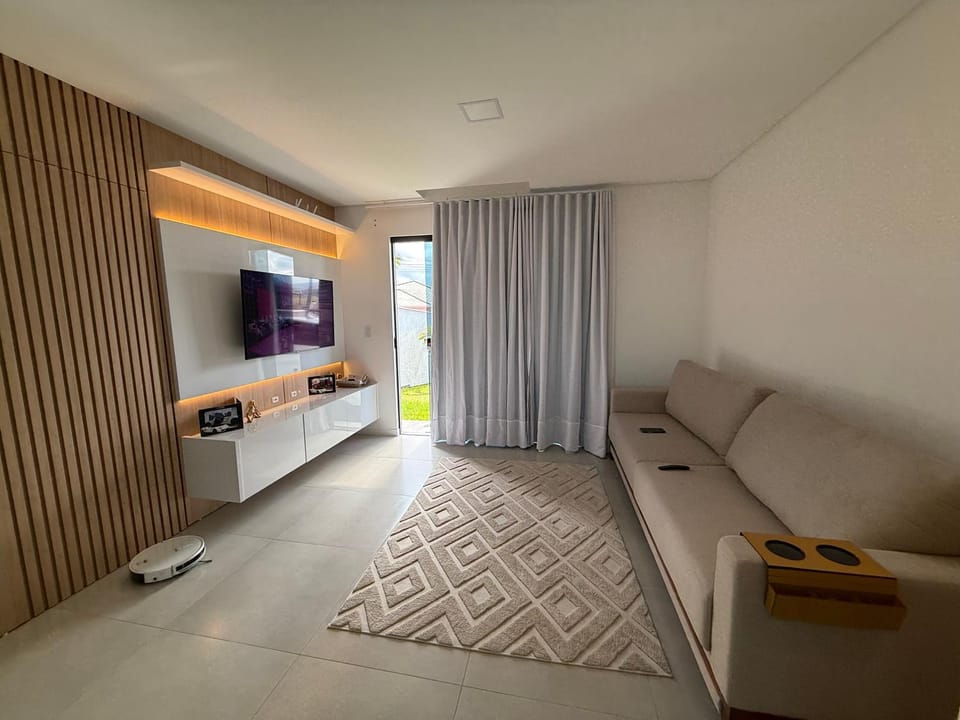 Lindo sobrado com Jacuzzi House in Florianopolis