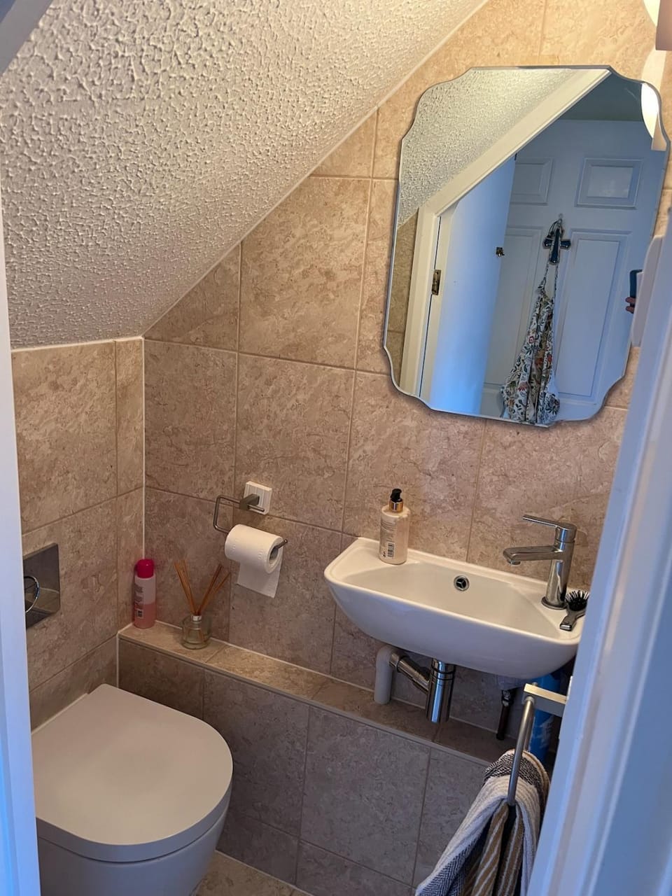 Beautiful Modern Cottage in Beaconsfield 3 bed House in Beaconsfield