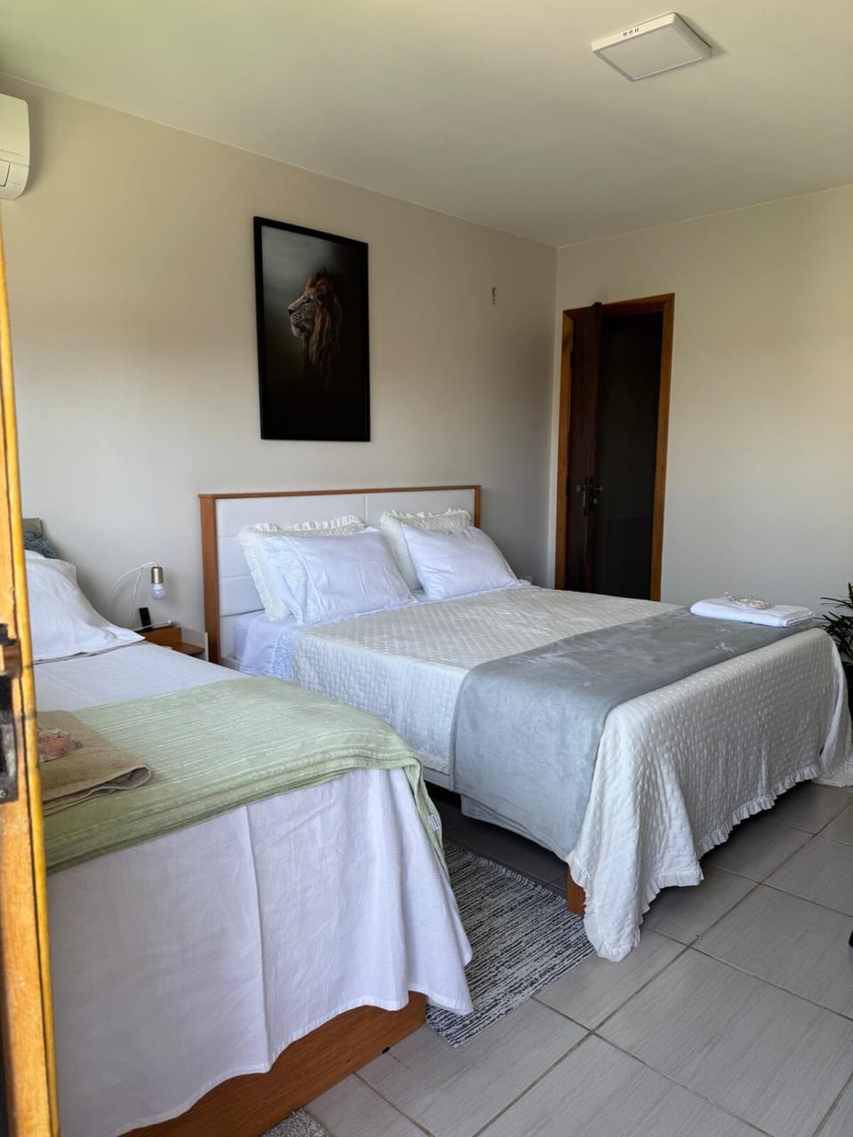 Suíte Sta Felicità 1 Confortável e com garagem, no charmoso Bairro de Santa Felicidade Vacation rental in Curitiba