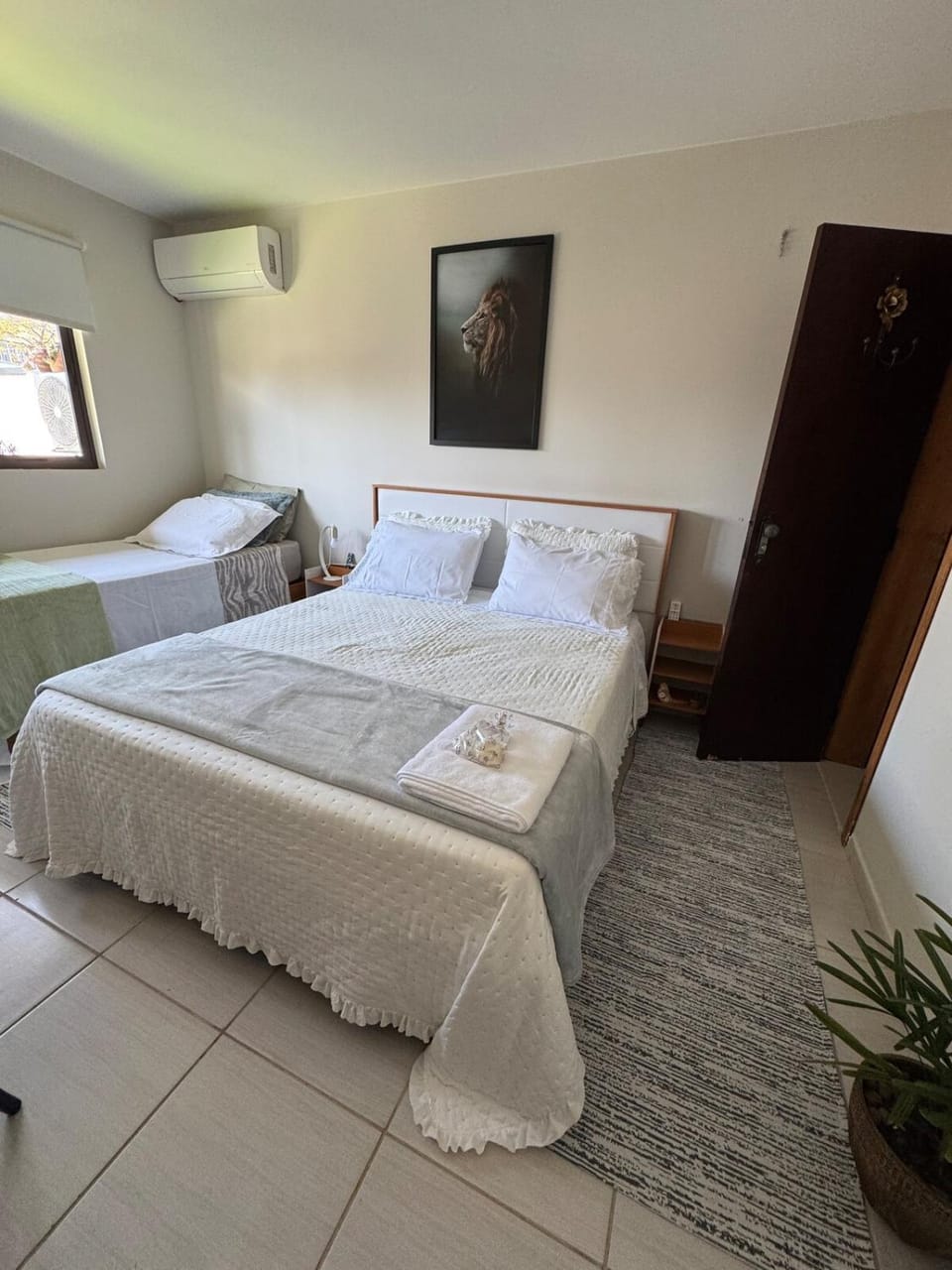 Suíte Sta Felicità 1 Confortável e com garagem, no charmoso Bairro de Santa Felicidade Vacation rental in Curitiba