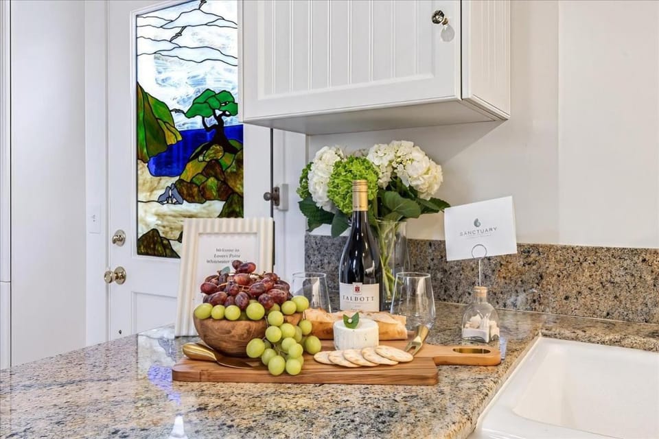 3987 Lovers Point Whitewater Cottage home House in Pacific Grove