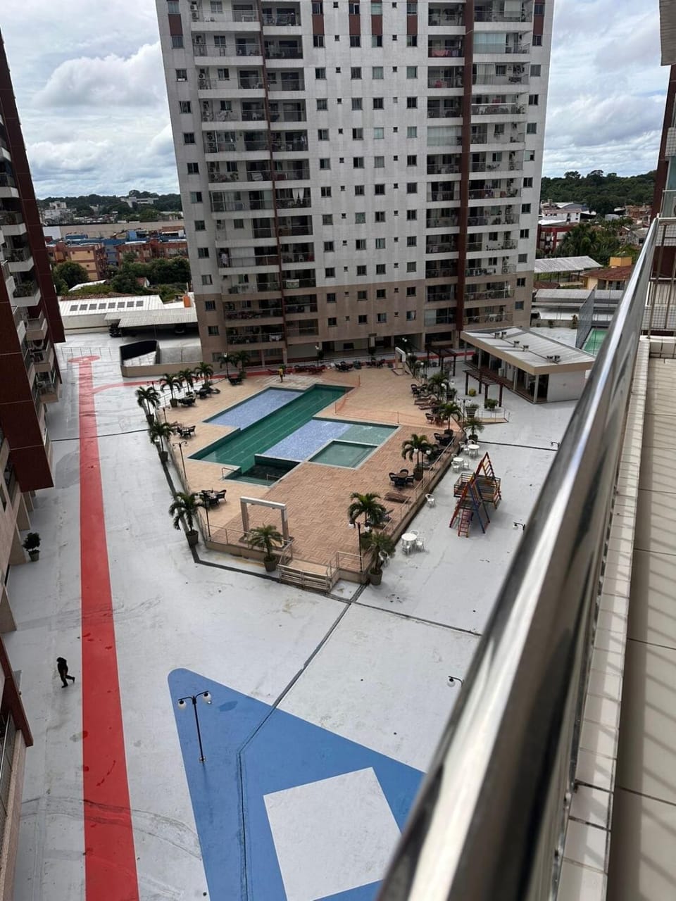 3 Minute Hangar, City Park Apartment in Belém