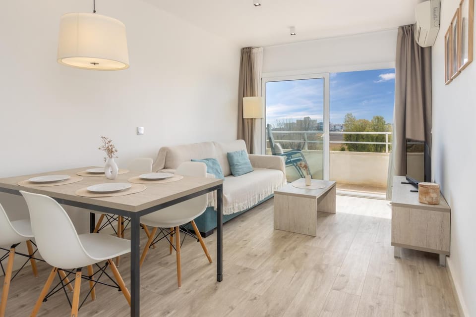 Estartit, mar, piscina y naturaleza Apartment in Baix Empordà