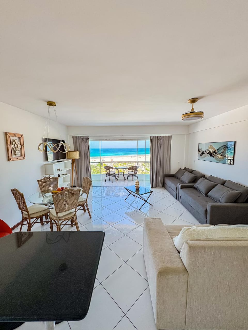 Hospedatom - Incrível Apartamento Frente Mar Praia Grande Apartment in State of Rio de Janeiro