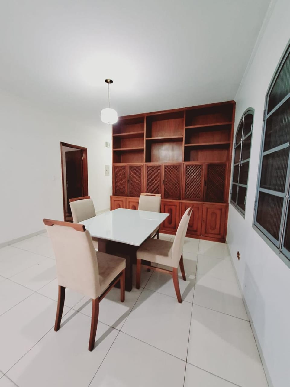bairro Vila Carvalho - casa grande 4 quartos - garagem para 4 carros House in Campo Grande