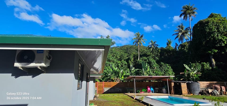 Property building, Garden, Garden view, Pool view, Swimming pool