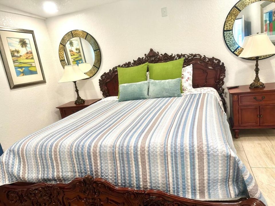Feel at home ! Only 5 min from the Beach in car Apartment in Florida