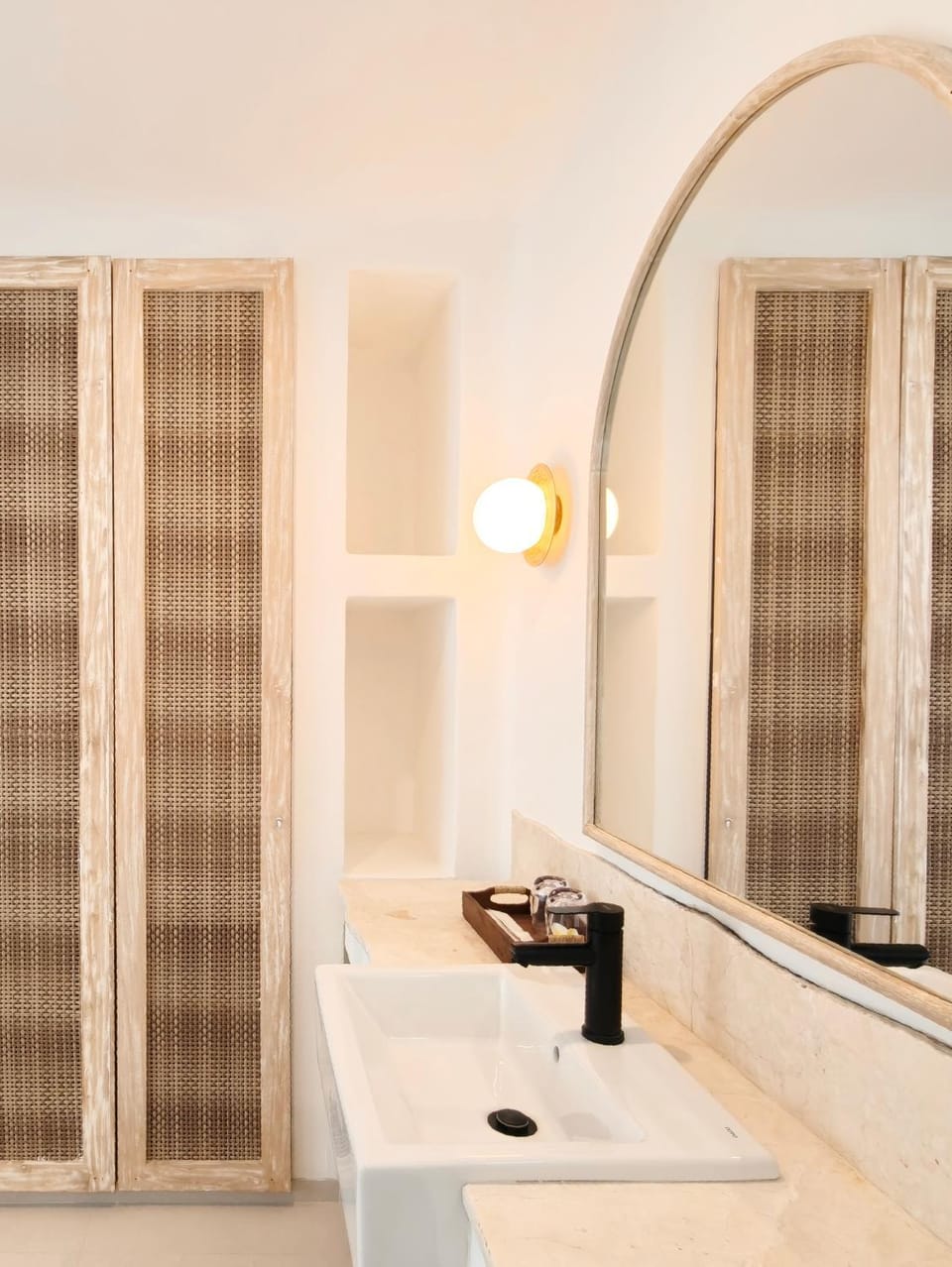Toilet, Bathroom, wardrobe
