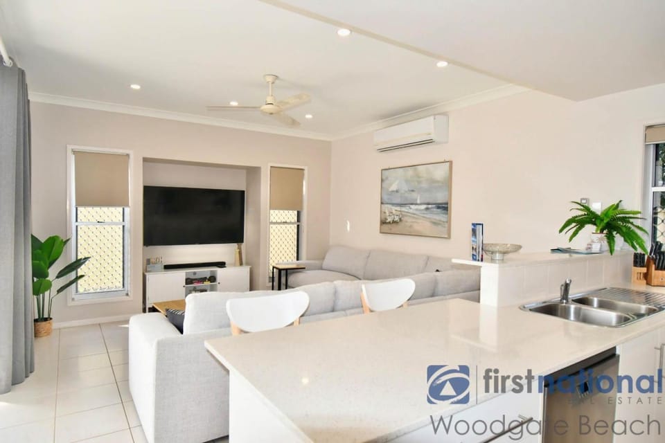 3/11 Oak Street House in Woodgate
