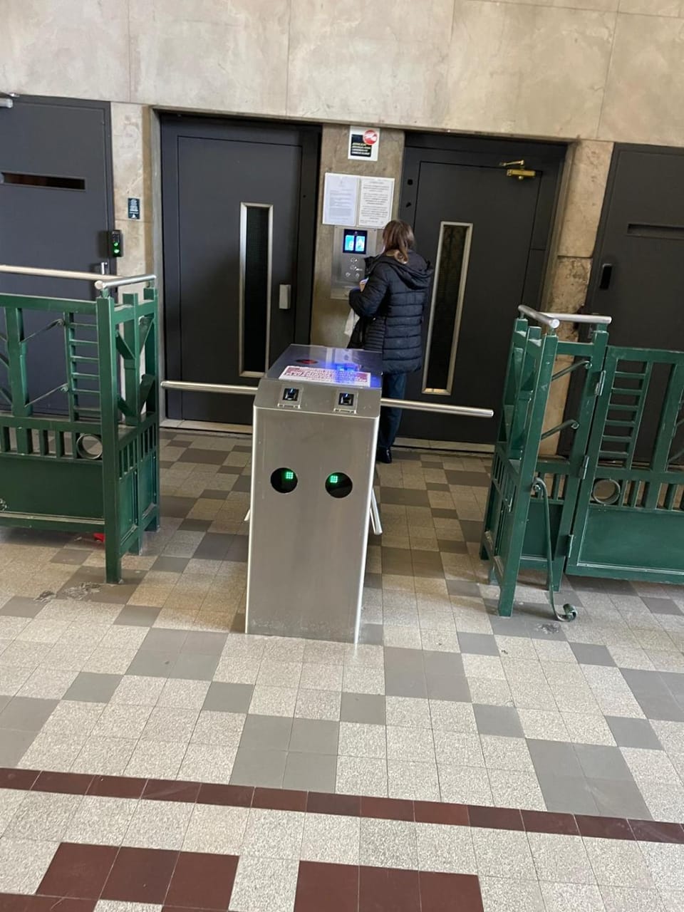 elevator, acessibility