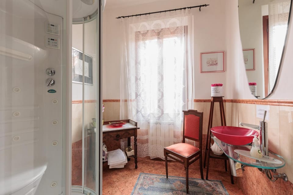 Shower, Bathroom