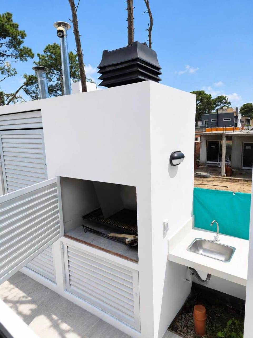 Patio, BBQ facilities
