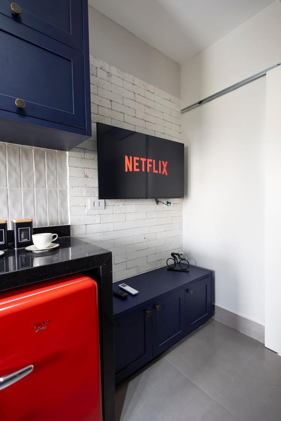 107-Studio compacto, moderno, climatizado perto da UEL Apartment in Londrina