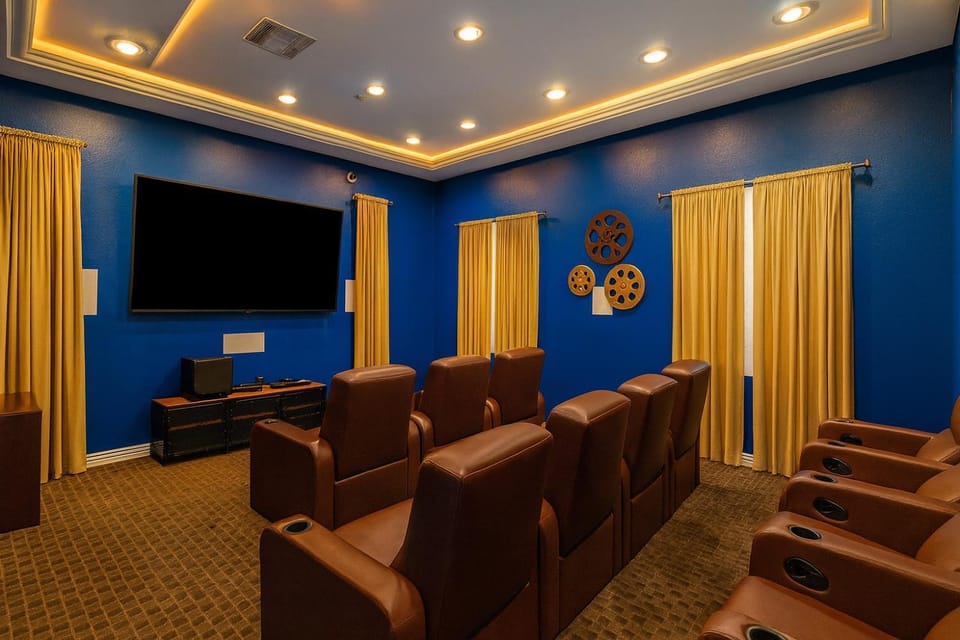 TV and multimedia, Living room, Seating area