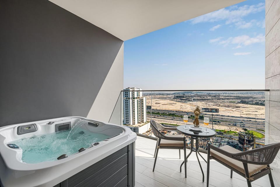 Patio, Hot Tub, View (from property/room), Balcony/Terrace