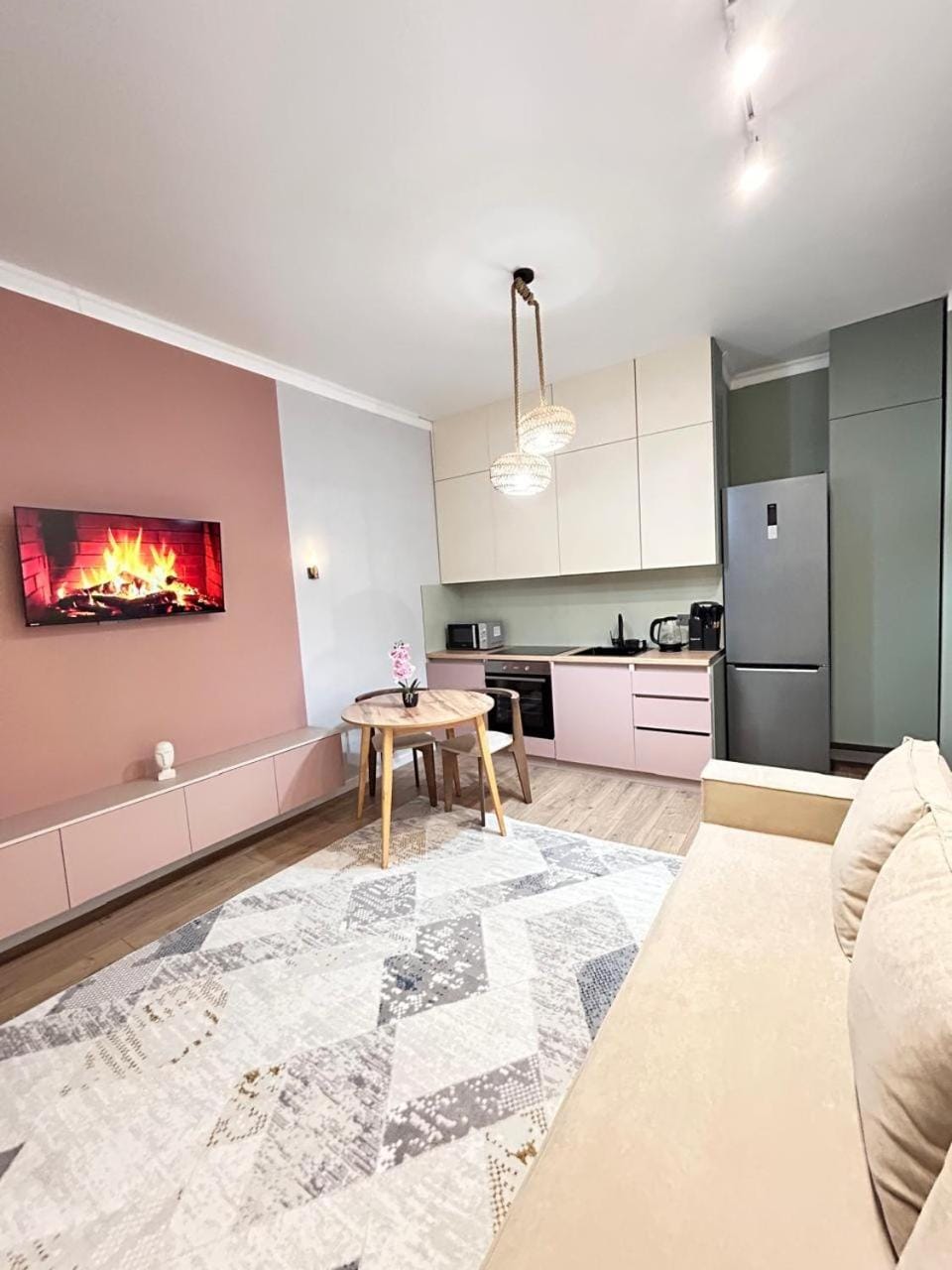 Евродвушка в районе Хан Шатыра Apartment in Kazakhstan