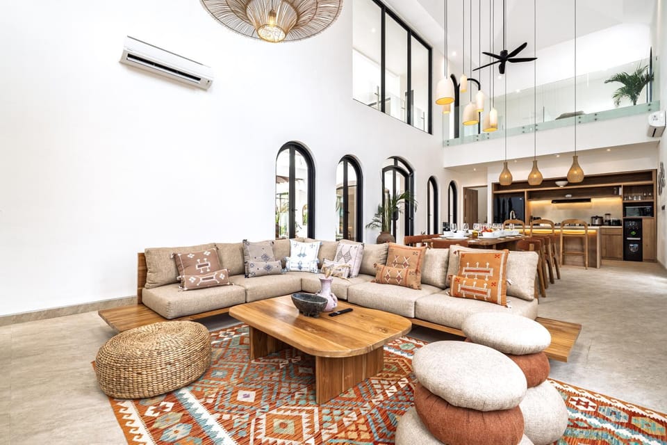 Kitchen or kitchenette, Living room, Seating area, air conditioner
