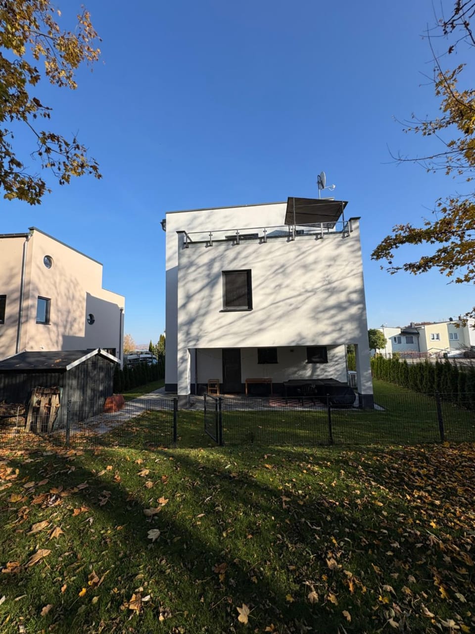Property building, Garden