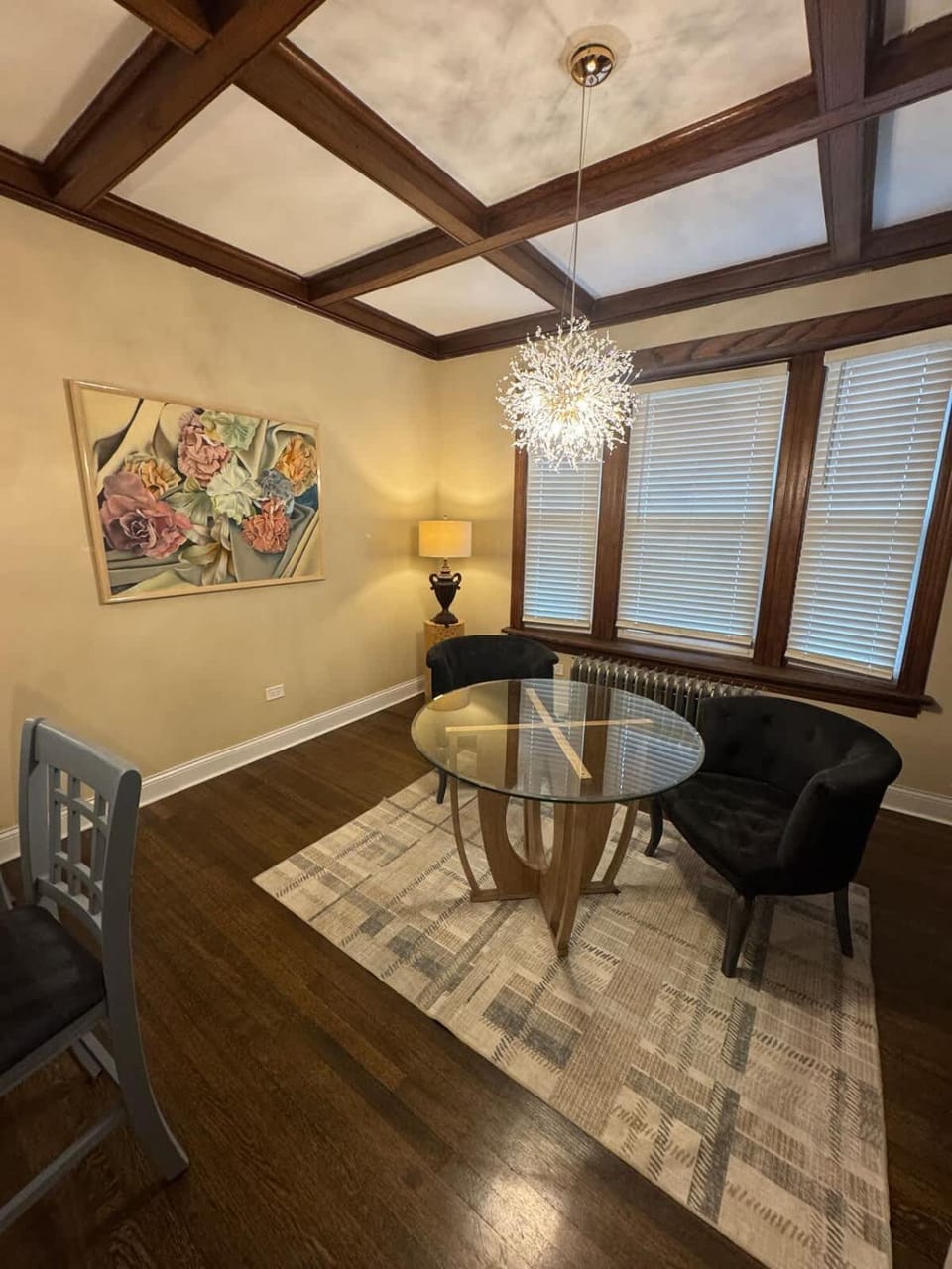 Seating area, Dining area