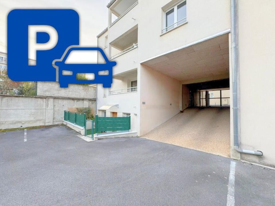 Chez Lecomte - Parking Apartment in Reims