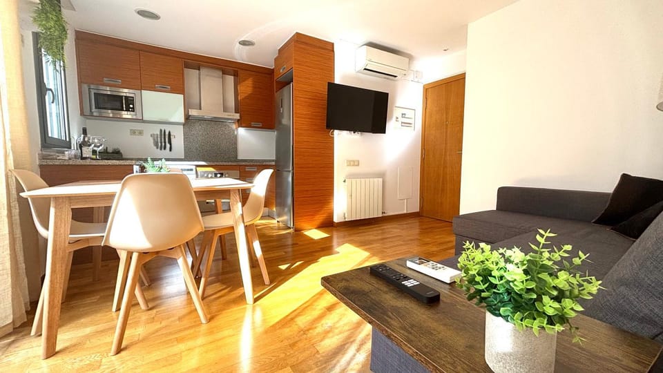 TV and multimedia, Living room, Dining area, kitchen