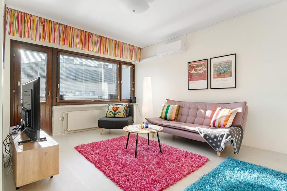 TV and multimedia, Living room, Seating area