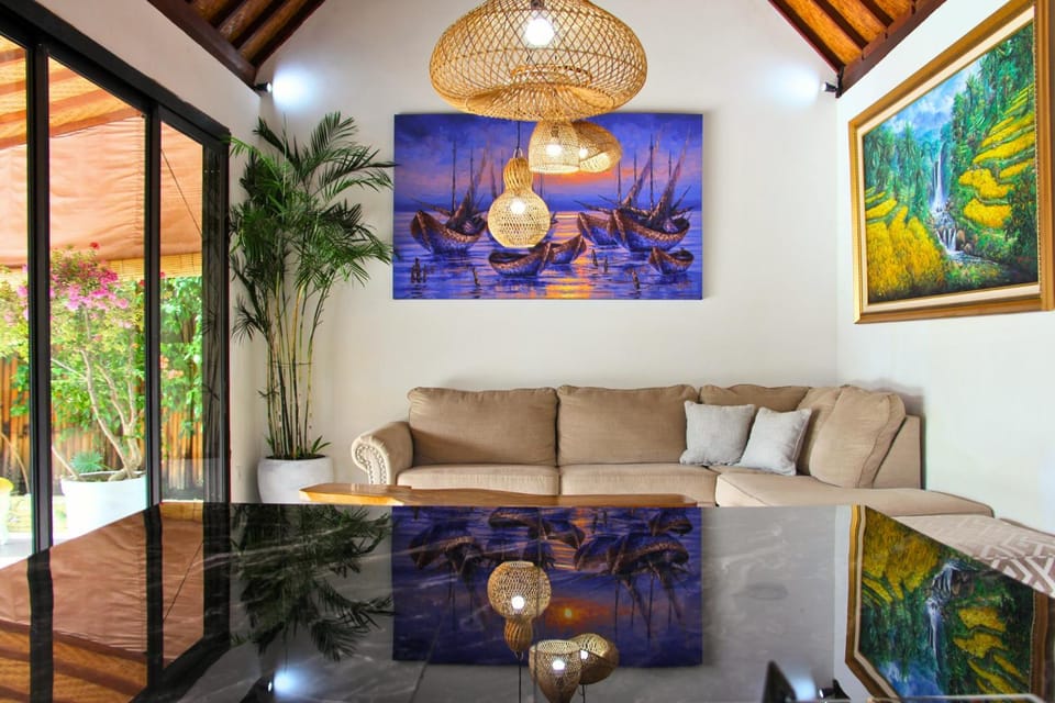 Living room, Decorative detail, Seating area