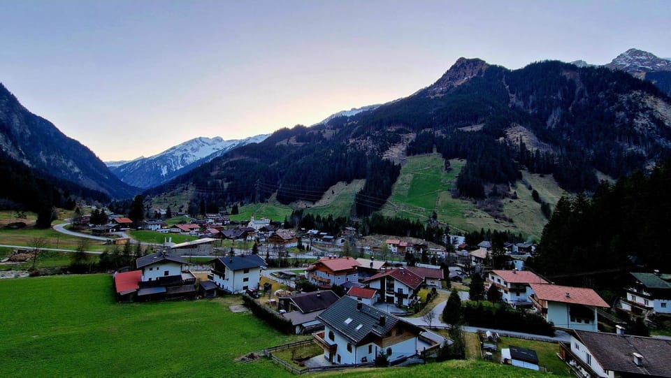 Neighbourhood, Natural landscape, Bird's eye view, Mountain view