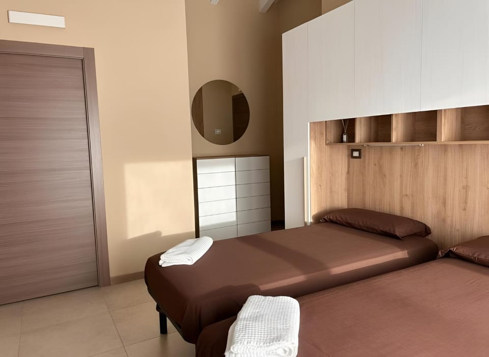 Bed, Photo of the whole room, Bedroom, towels, towels, wardrobe