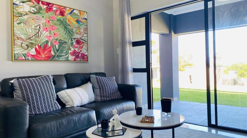 Sun-Ash Sea Gardens Apartment in KwaZulu-Natal
