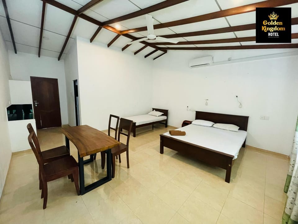 Golden Kingdom Hotel Bed and Breakfast in Kandy