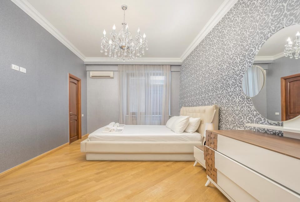 Bed, Bedroom, air conditioner