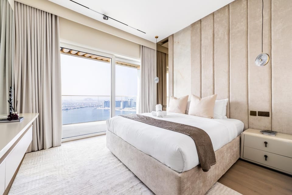 Luxurious Bliss - 3-BR plus maids - Grand Bleu by Elie Saab Apartment in Dubai