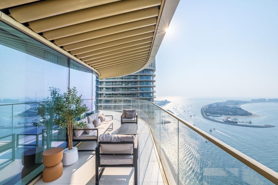 Luxurious Bliss - 3-BR plus maids - Grand Bleu by Elie Saab Apartment in Dubai