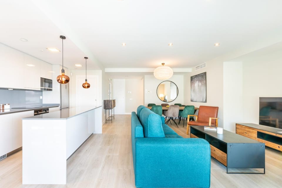 Communal lounge/ TV room, Living room
