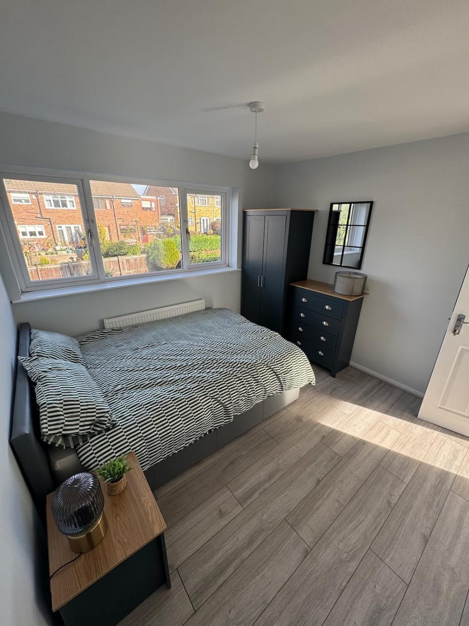 Modern 3-Bed Home in Sutton Coldfield House in The Royal Town of Sutton Coldfield
