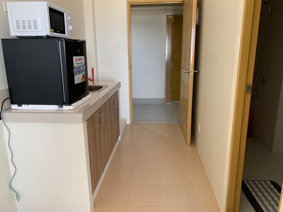 Mandi Condo at Marina Spatial Studio Unit Apartment in Dumaguete