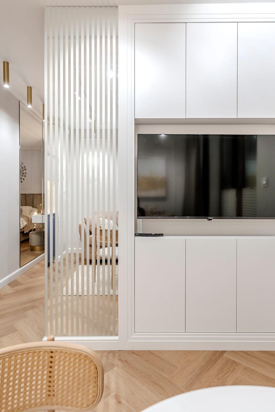 EASY RENT- Jasna7 CityCenter, 24h Check-in Apartment in Masovian Voivodeship