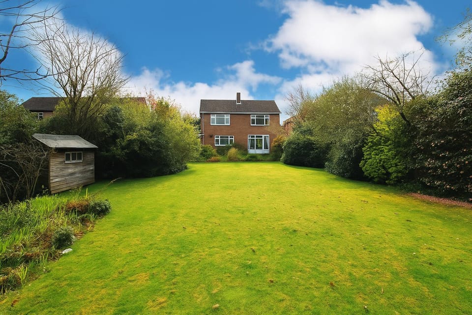 Property building, Spring, Day, Natural landscape, Garden, Garden view