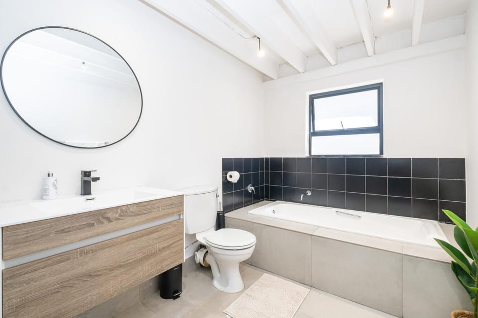 Toilet, Bathroom, Bath, towels