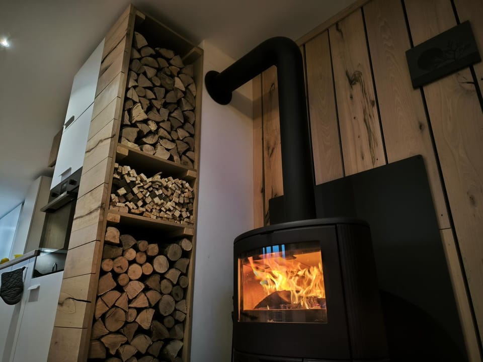 Living room, fireplace