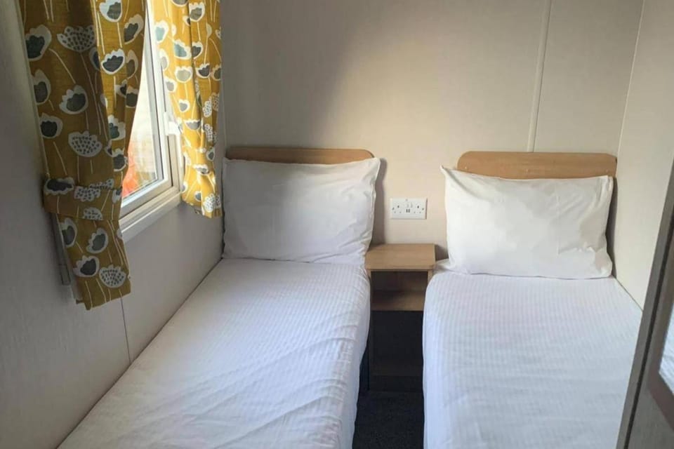 Bed, Bedroom, furniture