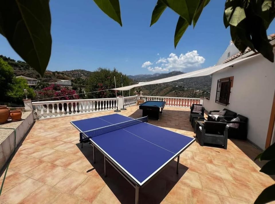 Natura Escapade Guesthouse Bed and Breakfast in Río de Torrox
