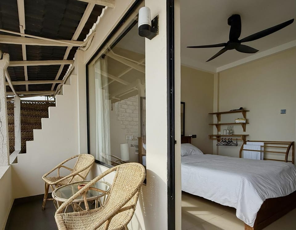 Balcony/Terrace, Photo of the whole room