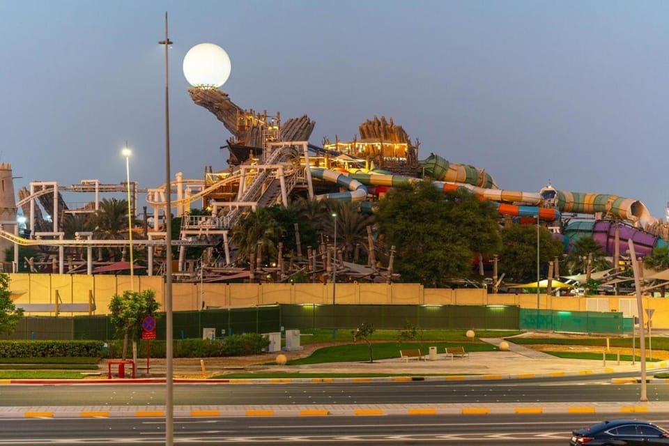 Yas Golf Collection 1 BR Near Theme Parks Apartment in Abu Dhabi