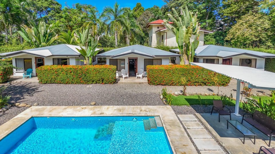 Tropical 3 Cozy Cabins with Pool in Central Uvita Cabin in Uvita