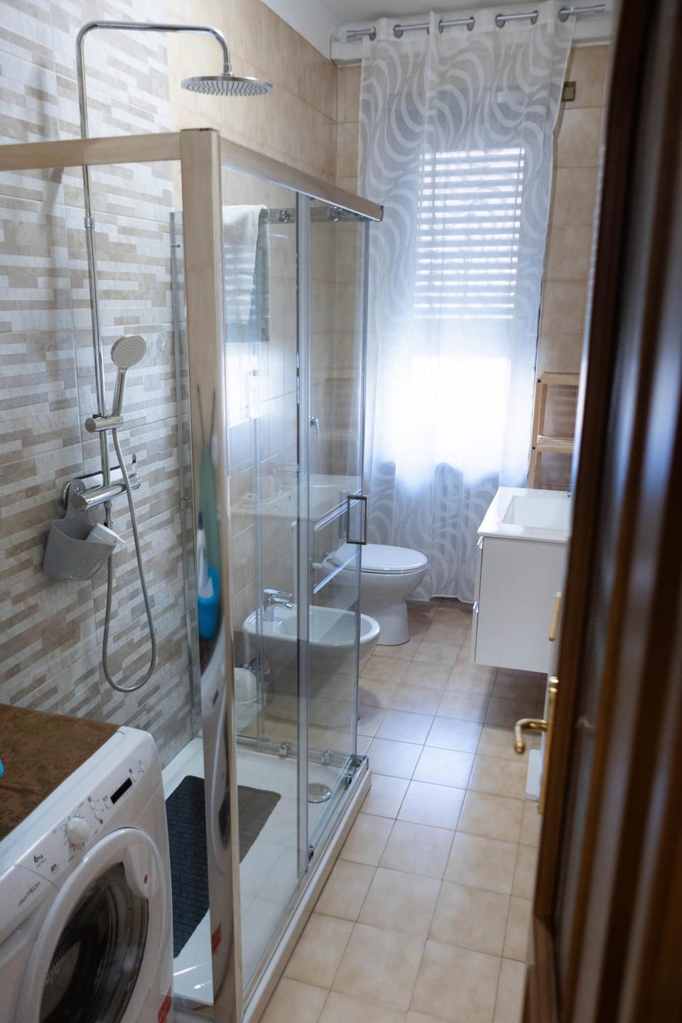 Shower, Bathroom, bidet