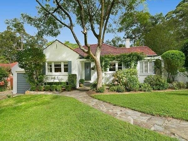 Self-contained unit in Wahroonga House in Sydney